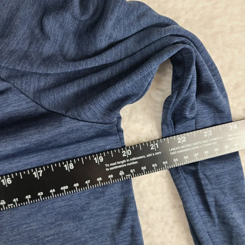 Under Armour Shirt Mens Medium‎ Navy Blue Loose Heatgear Performance T-Shirt